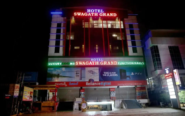 Hotel Swagath Grand Ecil