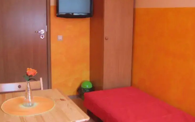 Amber Studio