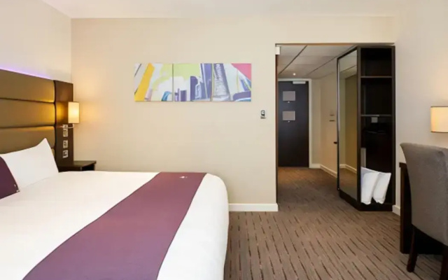 Premier Inn Manchester - Wilmslow