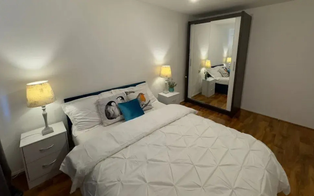 Luxury London Apartment With 3 Bedrooms