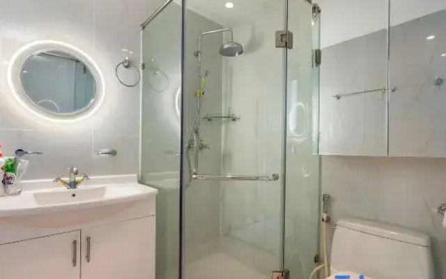 Luxury Apartment in Central_Luminous Leman