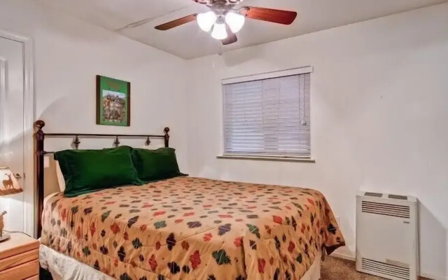Scenic Wonders  Bear Den 5 Bedrooms