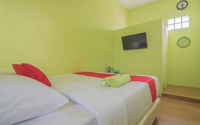 RedDoorz Syariah near Museum Wisma Karya Subang