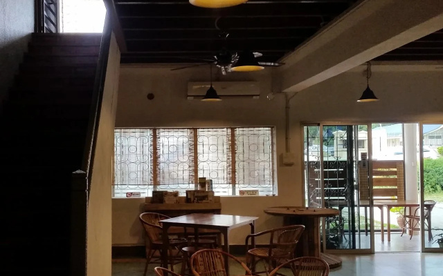 Hana House