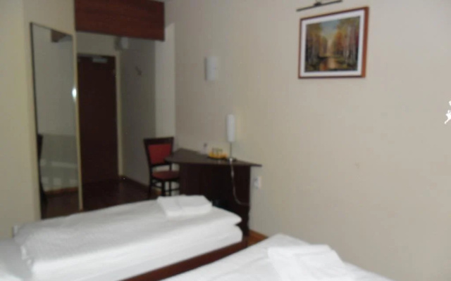 Hotel Arli