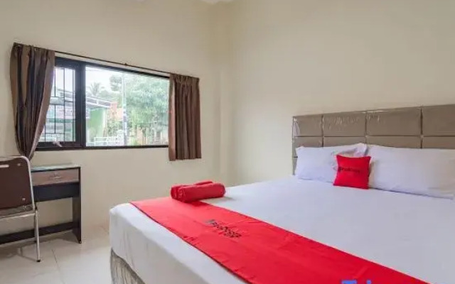 RedDoorz near Arka Sepinggan Airport
