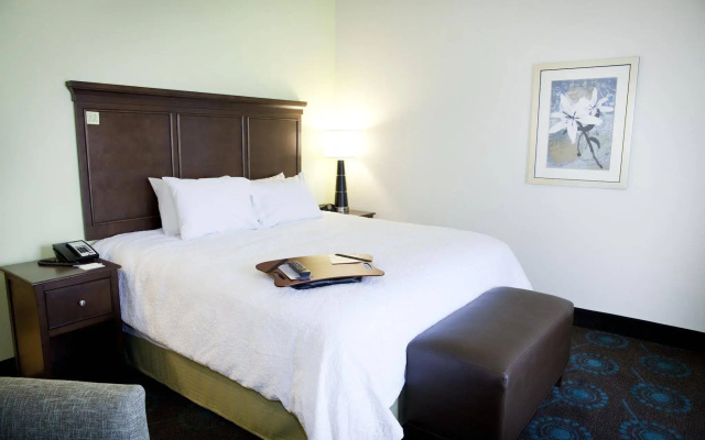 Hampton Inn & Suites Wheeling-The Highlands