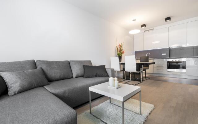 Отель Swiss Cottage Two комната для гостей
