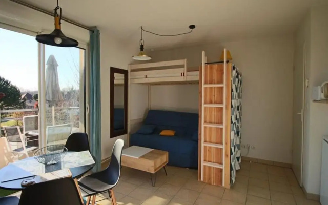 Cosy Apartment in Prayssac with Swimming Pool
