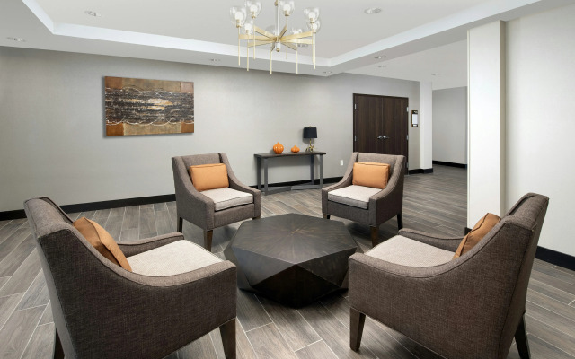 Homewood Suites by Hilton Kansas City Speedway