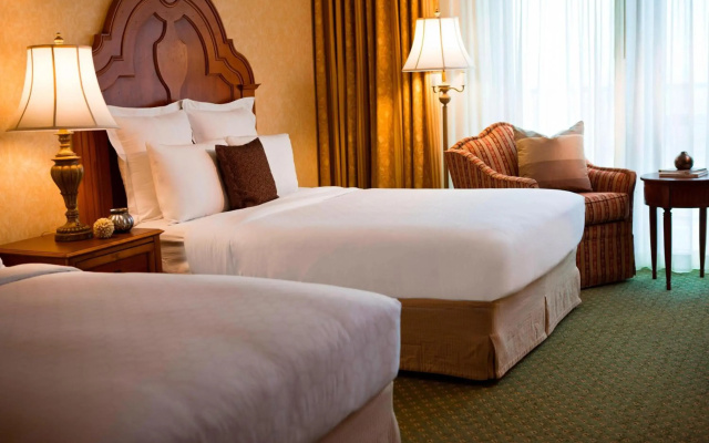 Renaissance Tulsa Hotel & Convention Center