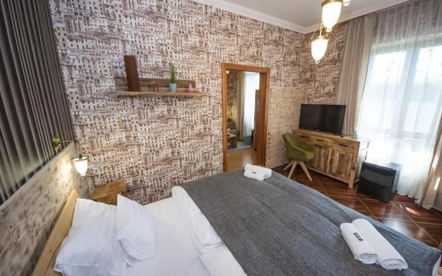 Hotel Platan