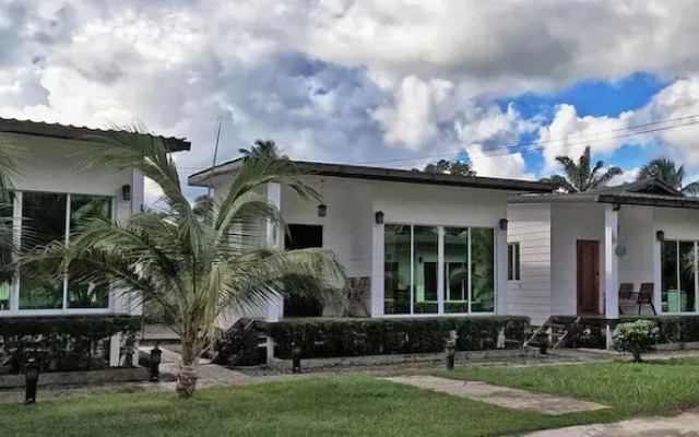 Rich Villa