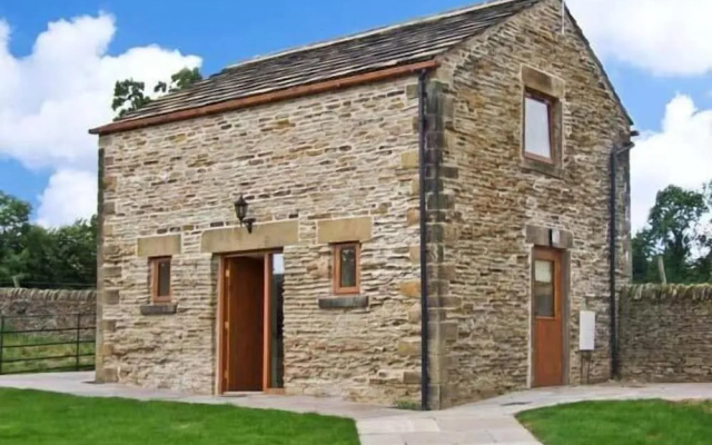 Hollins Wood Bothy