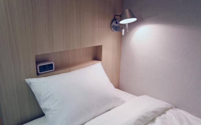 Hotel 8 Hours In Seoul South Korea From 34 Photos Reviews Zenhotels Com