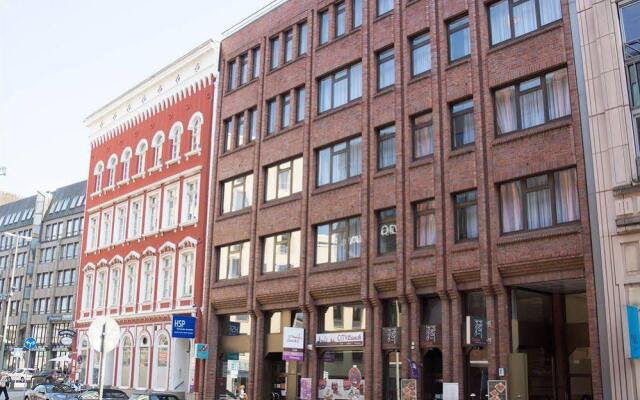 Отель Boardinghouse Rosenstraße Германия, Гамбург - отзывы, цены и фото номеров - забронировать отель Boardinghouse Rosenstraße онлайн вид на фасад