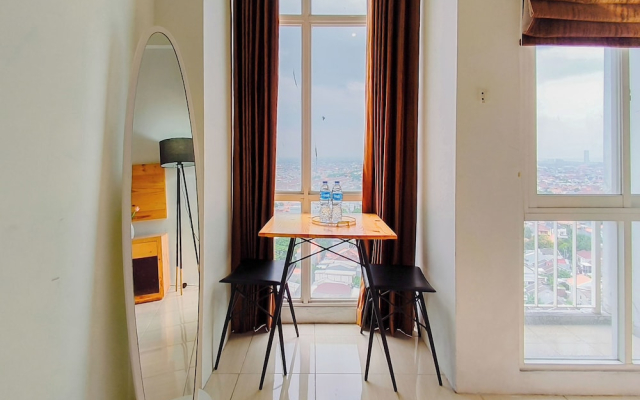 Comfy And Modern Studio At Bale Hinggil Apartment