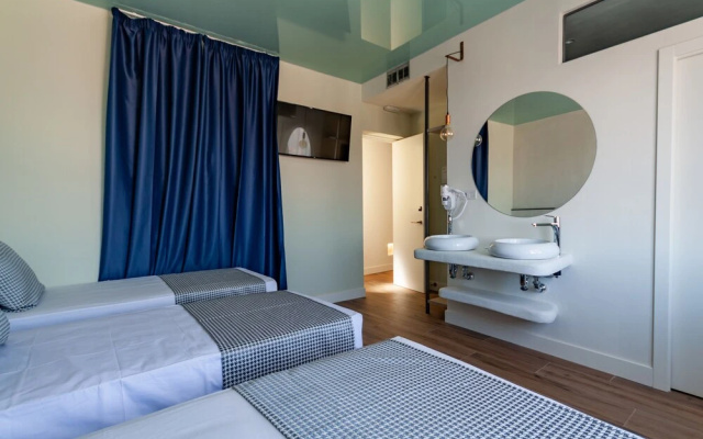Hostal Charlotte