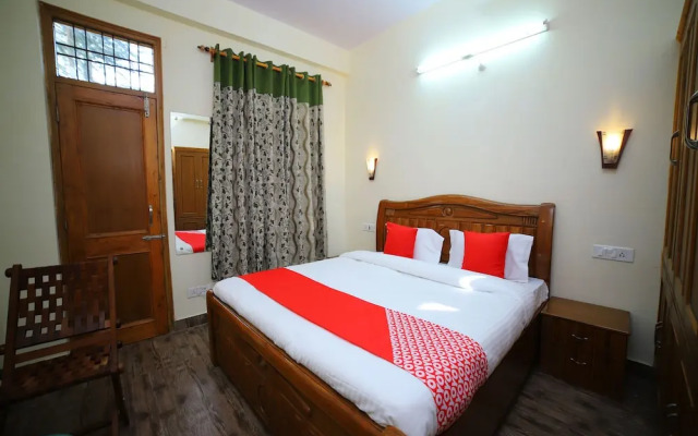 OYO 12125 Home 3BHK Shimla Woods