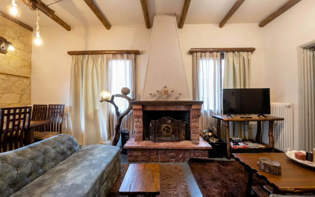 Lykovrisi guest house