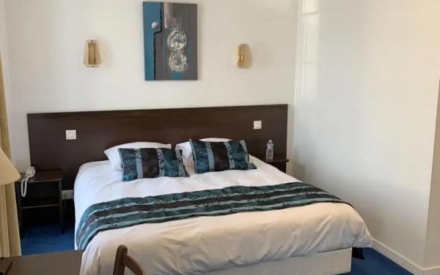 Logis Hôtel Le Richelieu - Royan Atlantique
