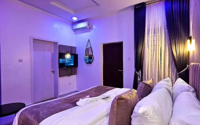 2 Bed Apartment 4 - Modern Benin City Getaway