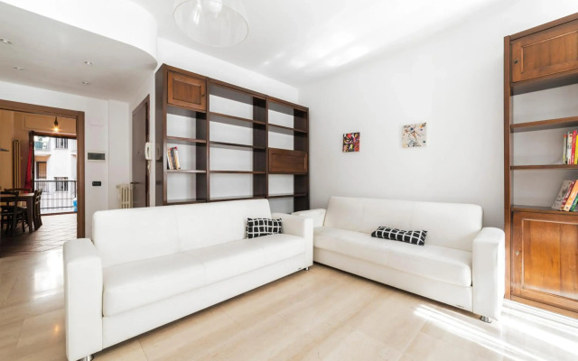 Cenisio M5 Lovely Apartment - with balcony!