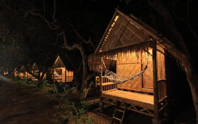 Phayam Sport Bungalow