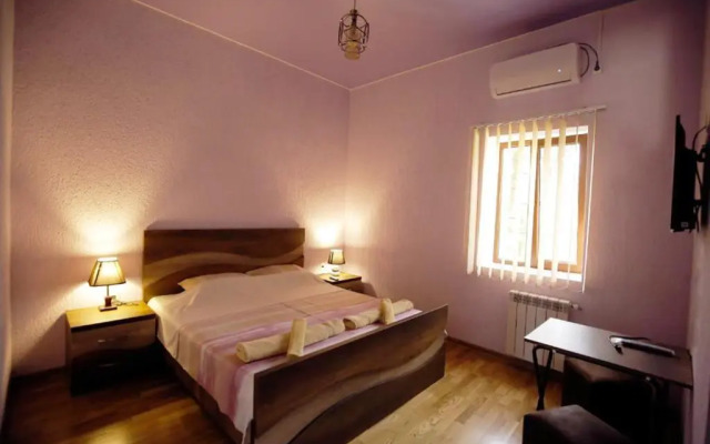Nickos Hotel