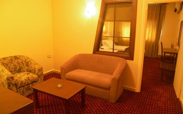 Al Samman in Latakia, Syria from 145$, photos, reviews - zenhotels.com guestroom