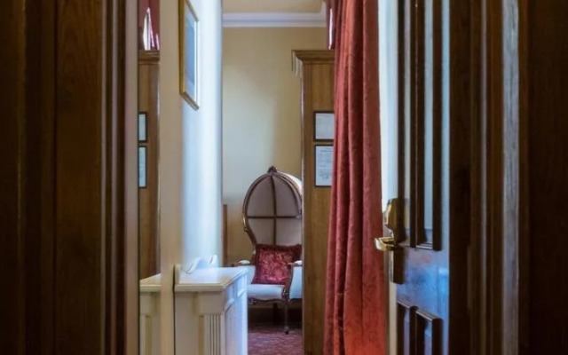 Scholars Townhouse