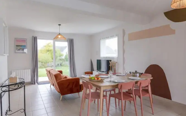 Holiday Home in Porspoder Near Plage du Bourg