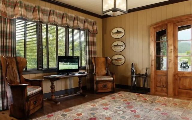Bright's Creek Lodge