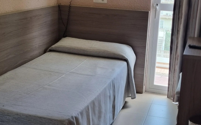 Hotel Costa Mediterraneo - Adults Only +16