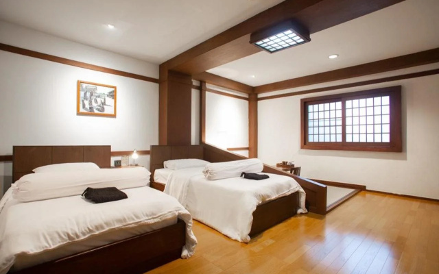 Kashiwaya Ryokan Thai Hotel