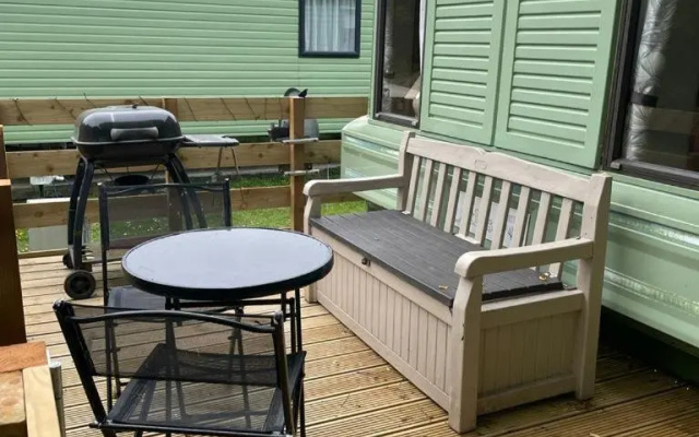 15 Glenfinart Caravan Park