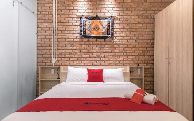 RedDoorz Plus @ An Thuong 3