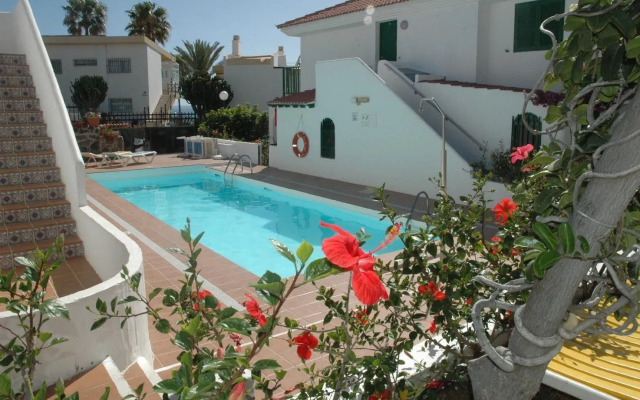 Apartamentos Las Gavias