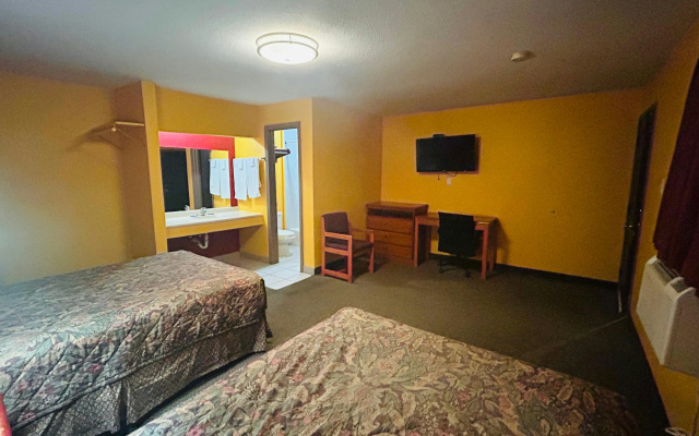 Relax Inn By OYO Sulphur Hwy 90