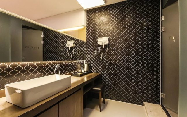 Jeonju Gyeongwondong The City Hotel