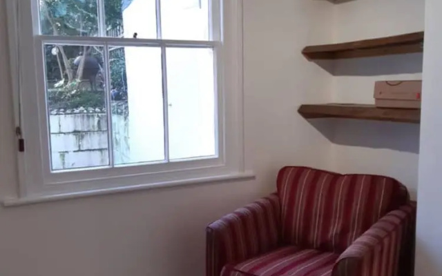 Cosy & Bright 1 Bed Flat Near Hove Station