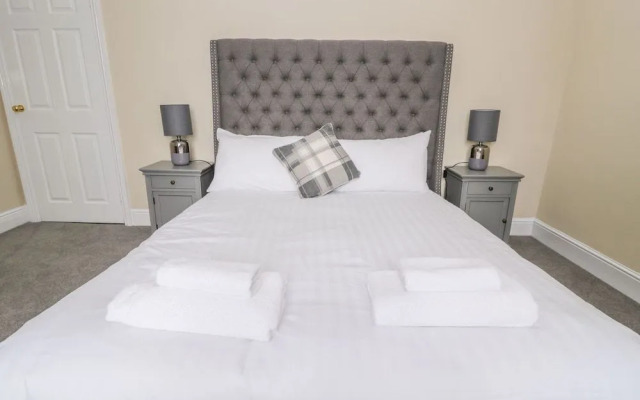 Coquet View Apartment