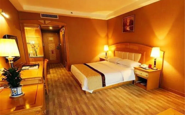 Liuzhou Grand Hotel