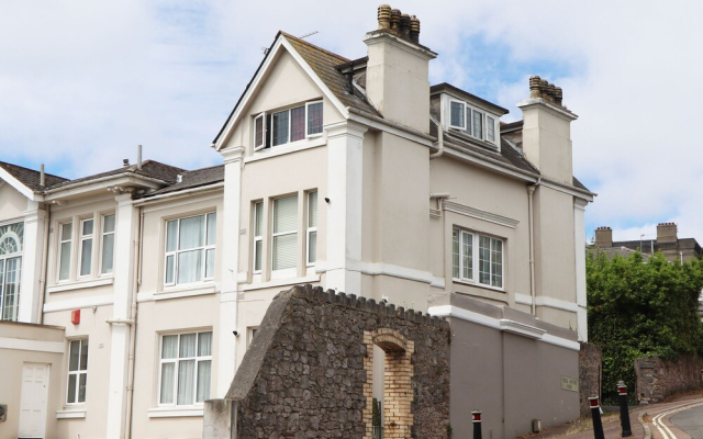 Kinbrae Apartment