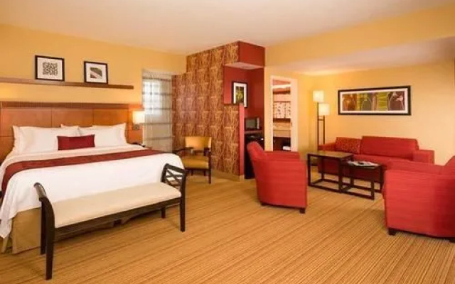 Courtyard Boston Waltham