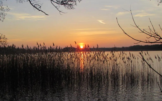 FeWo mit Boot, Zimmermann