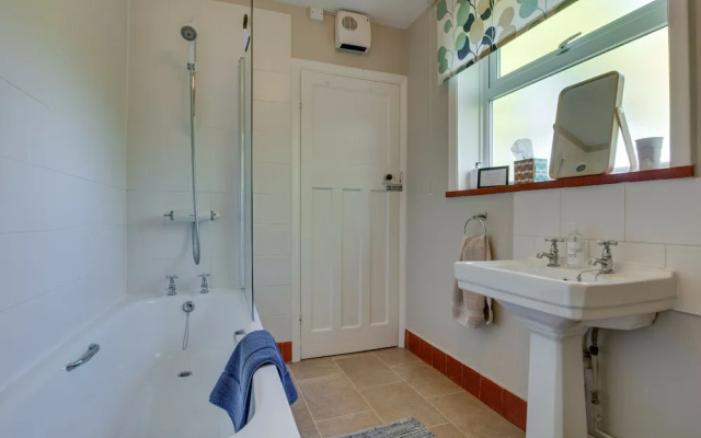 Comfy Holiday Home in Tenterden near Sissinghurst Garden