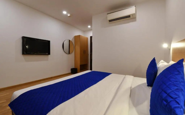 Hotel Saffron Gold