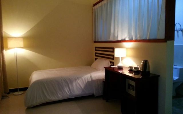 Yang Shuo Zen Valley Hotel