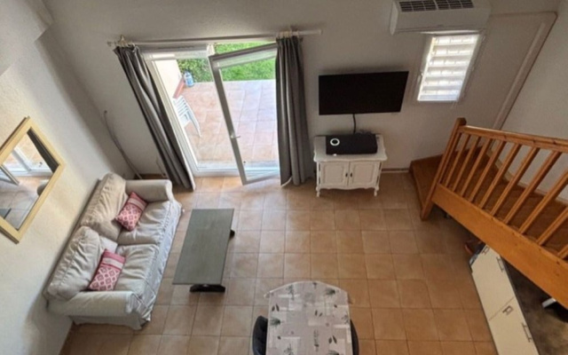 Villa With Heated Pool and Private Garden